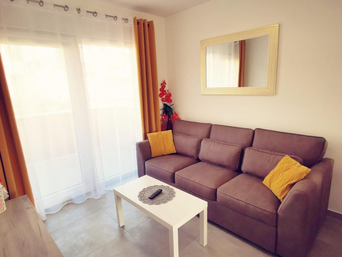 Apartmani Marco,Lukas,Patrick,David,Blizu Centra I Mora Sa Free Privatnim Parkingom Пула Екстериор снимка