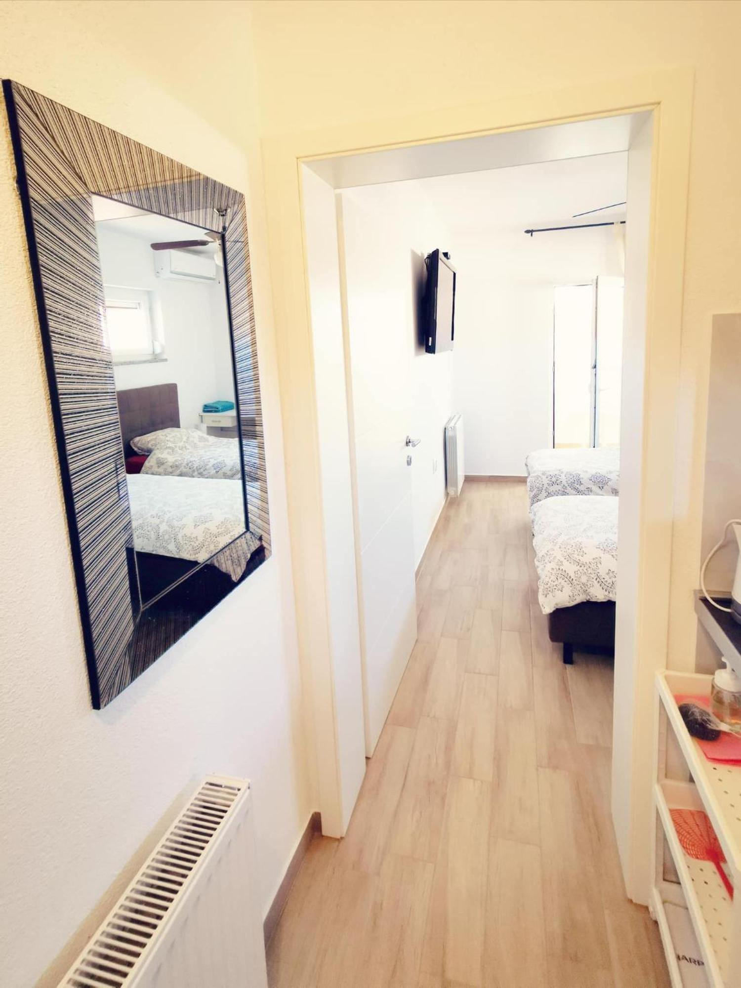Apartmani Marco,Lukas,Patrick,David,Blizu Centra I Mora Sa Free Privatnim Parkingom Пула Екстериор снимка